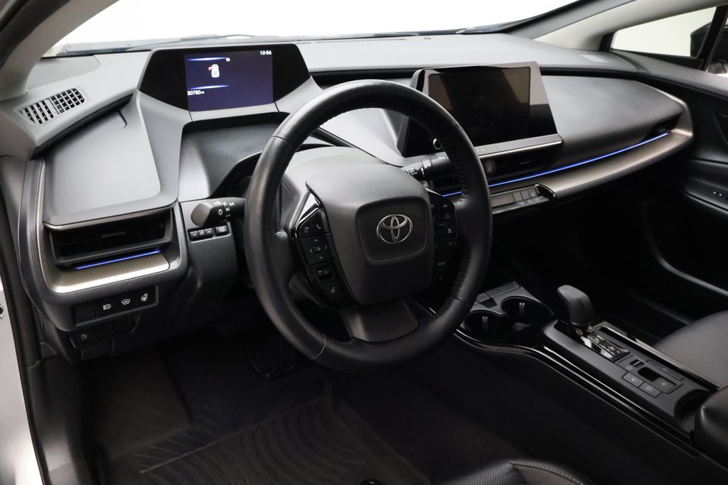 Thumbnail: 2024 Toyota Prius - 15