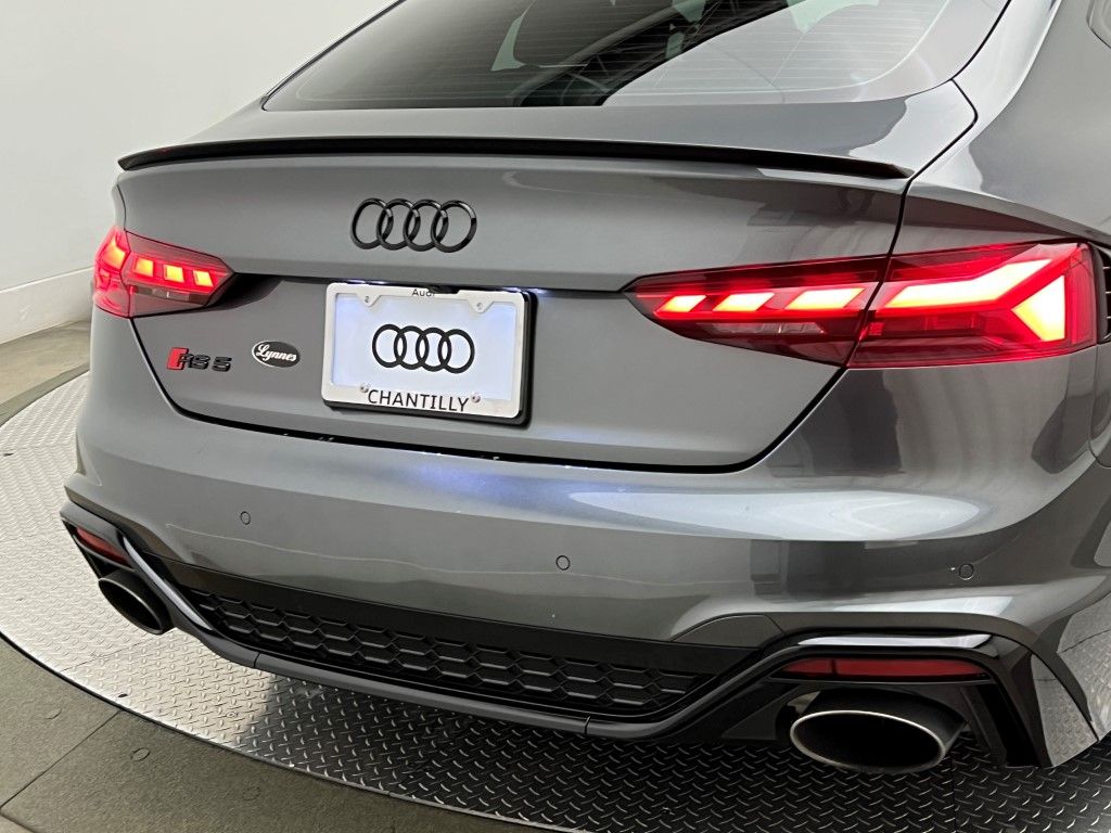 Thumbnail: 2021 Audi RS 5 - 7