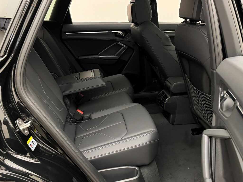 2025 Audi Q3  15