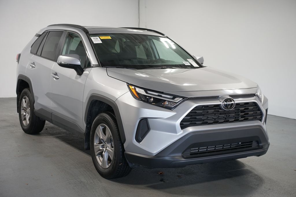 Thumbnail: 2024 Toyota RAV4 - 3