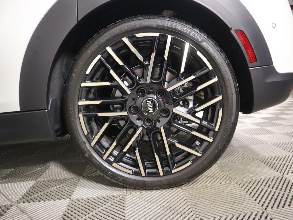 Thumbnail: 2025 MINI Cooper - 31