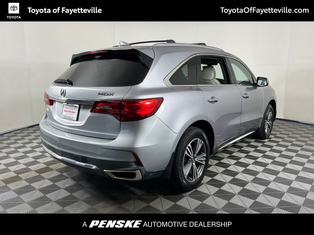 Thumbnail: 2017 Acura MDX - 17
