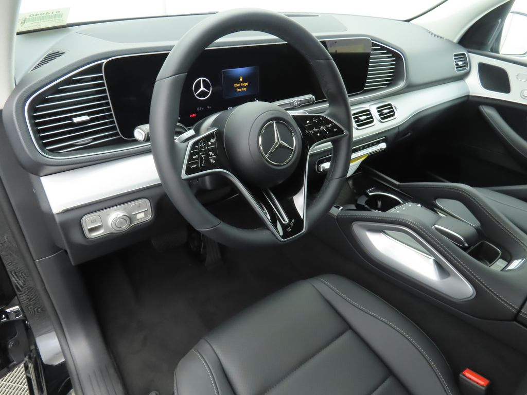 Thumbnail: 2026 Mercedes-Benz GLE - 9