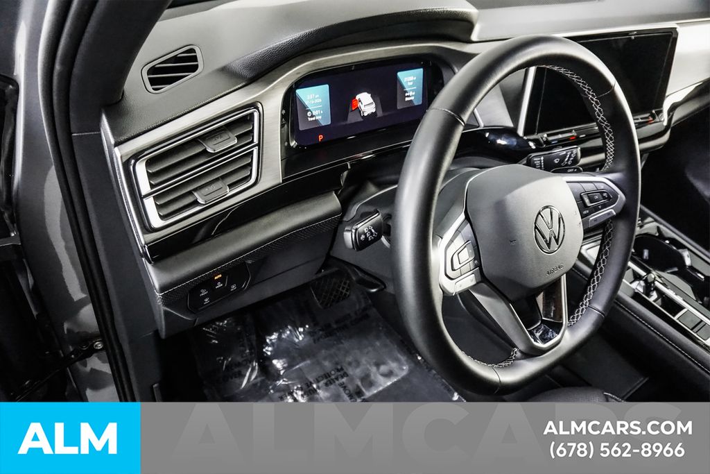 Used 2026 Silver Volkswagen 2.0T SE w/Technology image 29