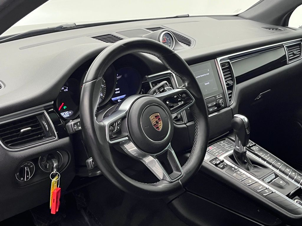 2017 Porsche Macan S 4
