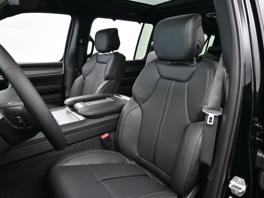 New 2026 High Gloss Black Jeep Limited Reserve image 10