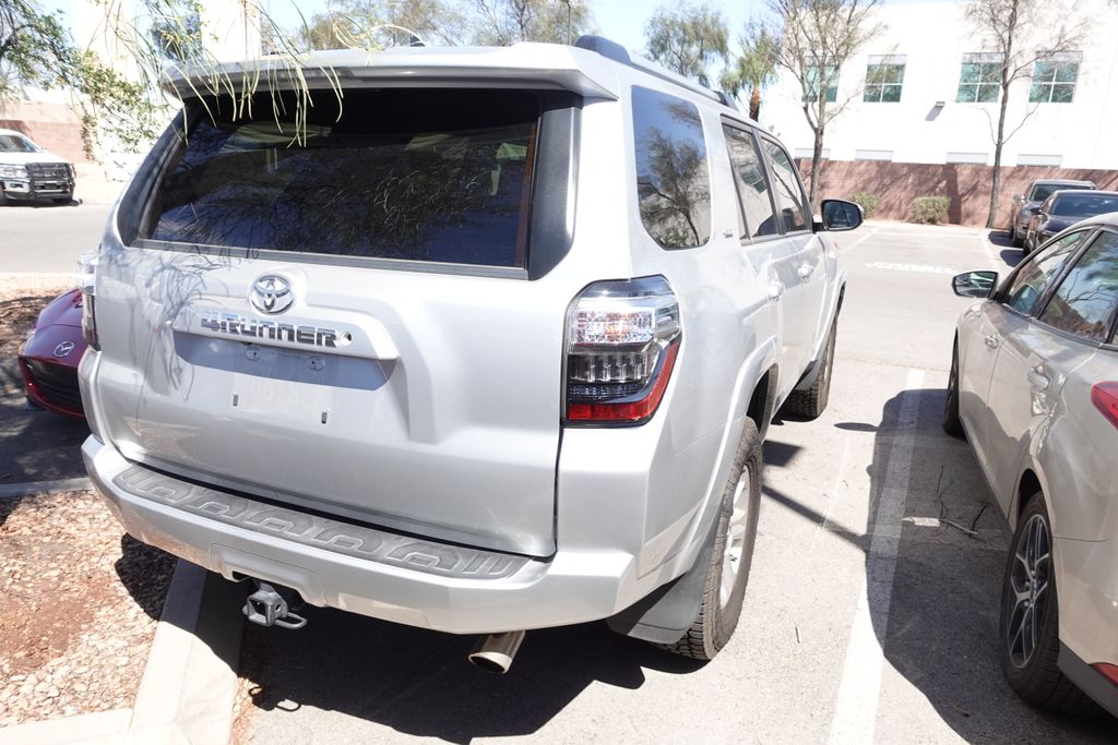 2020 Toyota 4Runner SR5 4WD V6's photo