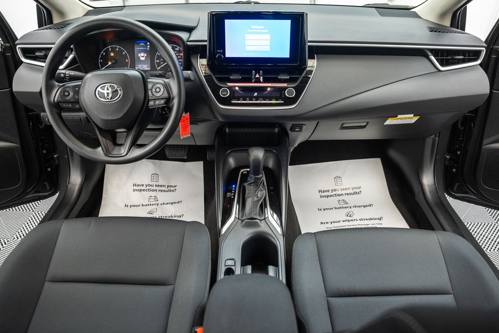 ToyotaCorolla Hybrid19