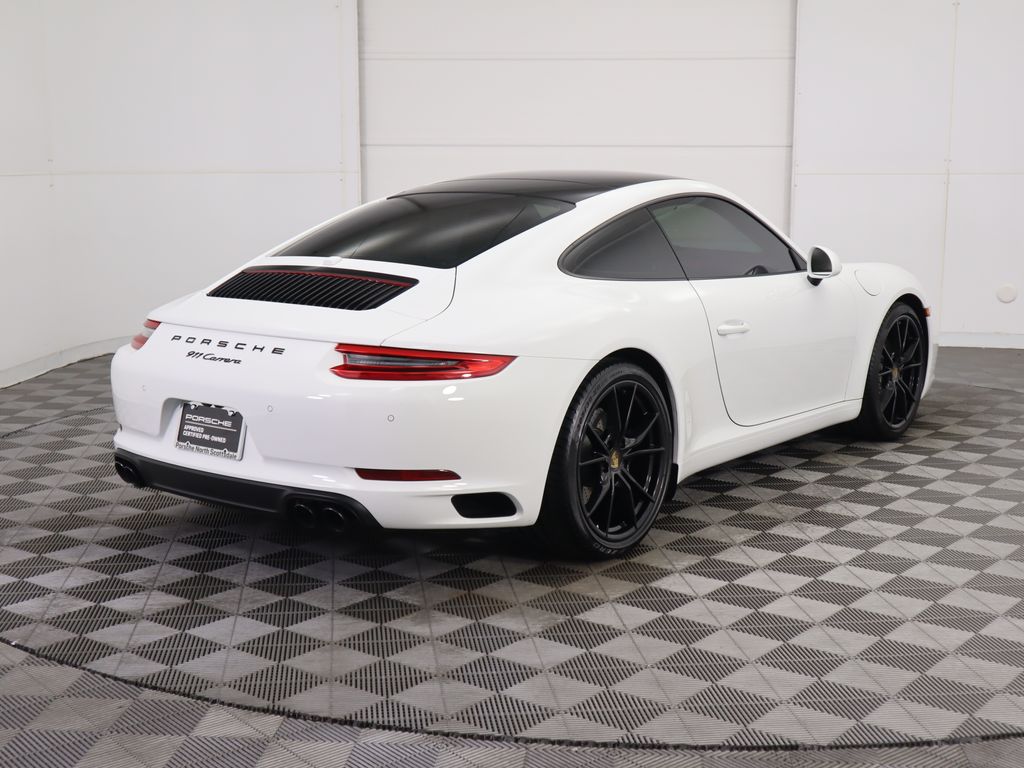 Thumbnail: 2019 Porsche 911 - 7