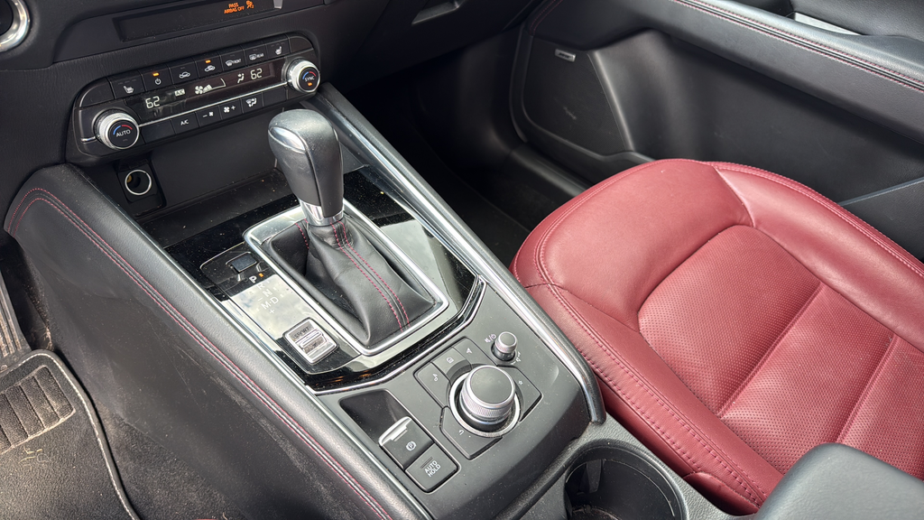 2024 Mazda CX-5 2.5 S Carbon Edition Gray at Bob Ruth Ford