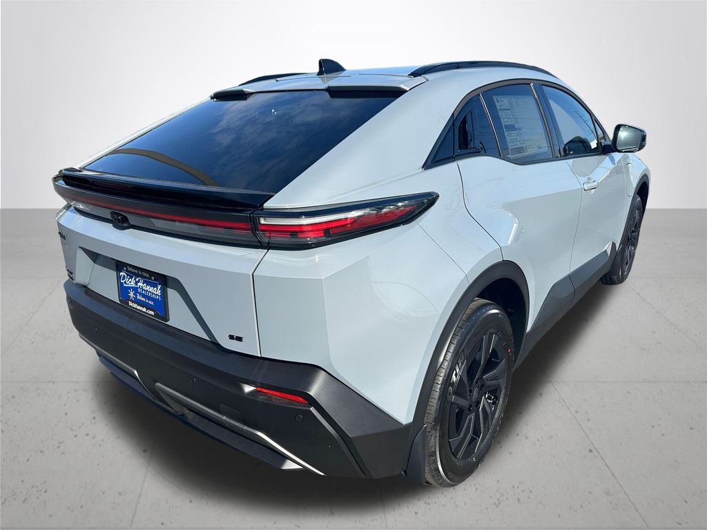 2026 Toyota C-HR SE