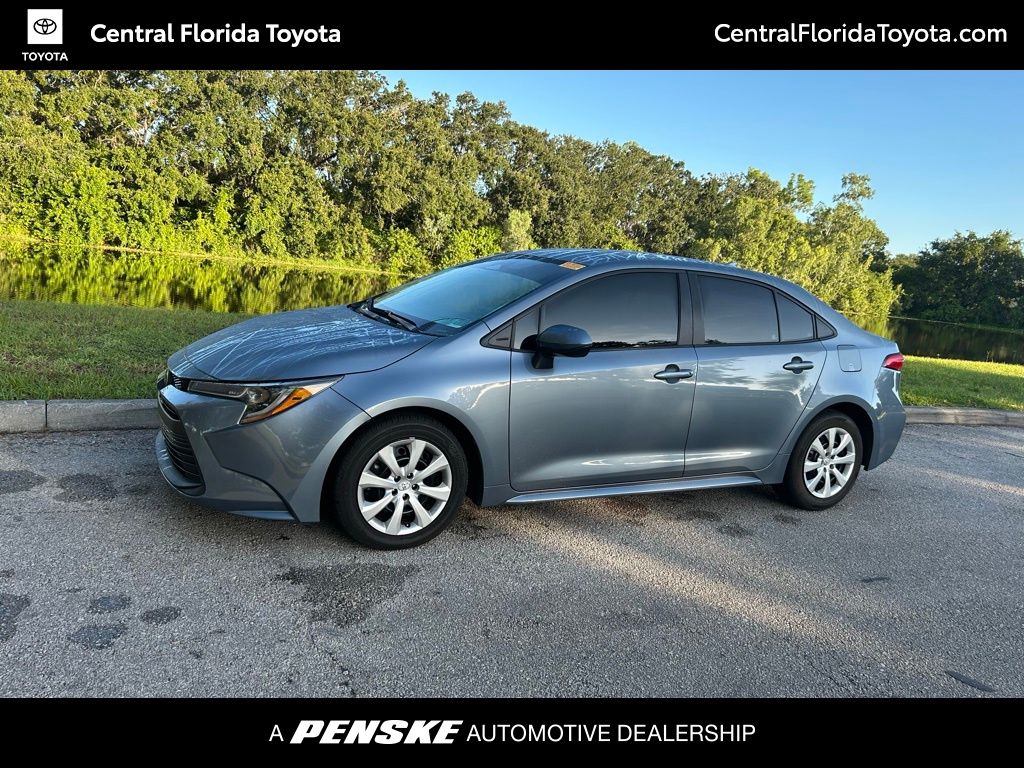 Thumbnail: 2023 Toyota Corolla - 1