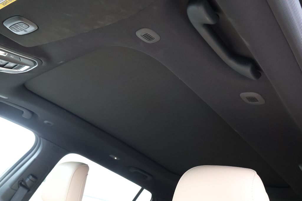 Thumbnail: 2024 Jeep Grand Cherokee L - 13