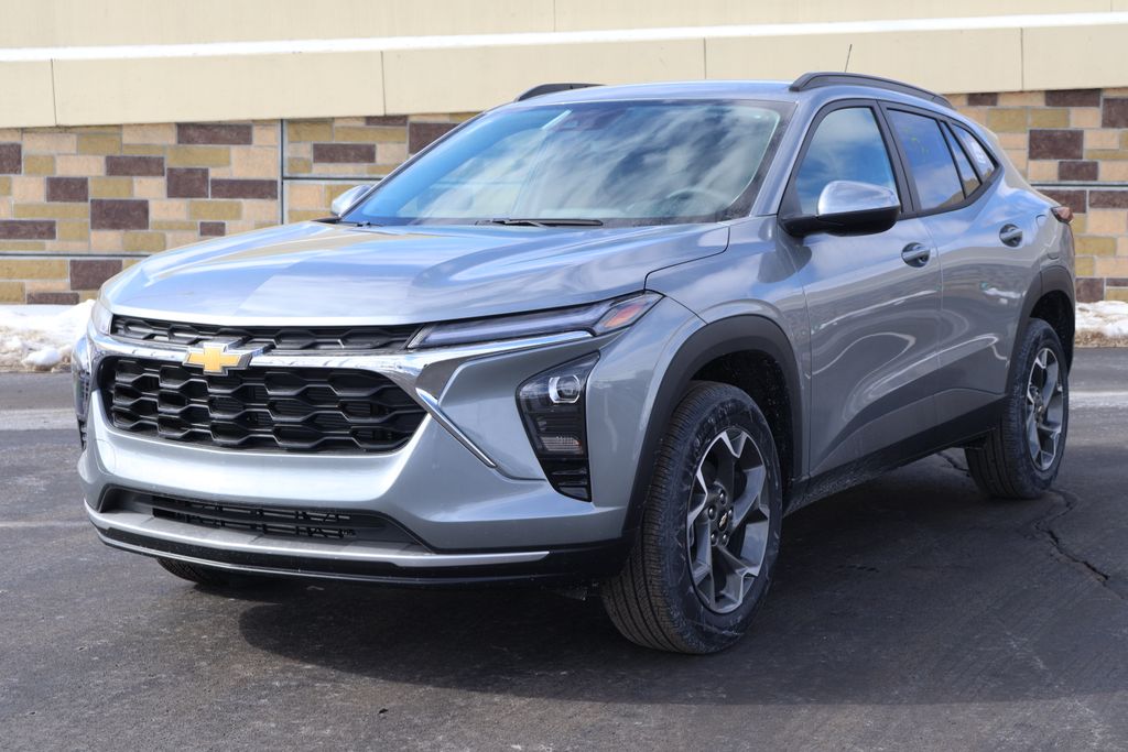 Thumbnail: 2026 Chevrolet Trax - 1