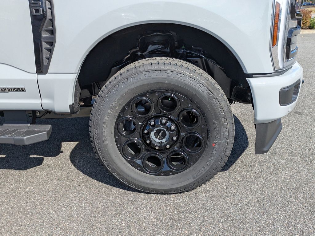 2026 Ford F-350 LARIAT