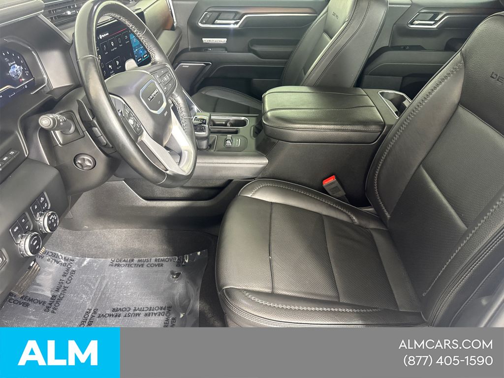 Used 2024 White GMC Denali image 12