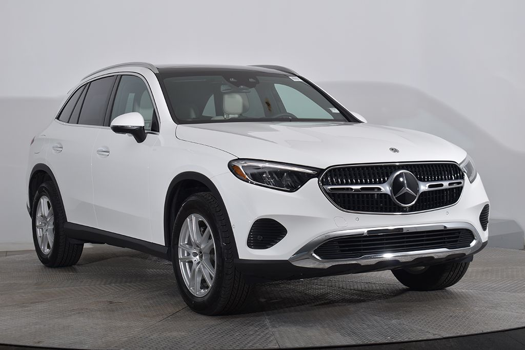 Thumbnail: 2026 Mercedes-Benz GLC - 3