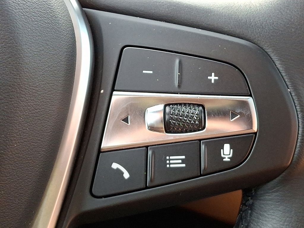 Thumbnail: 2023 BMW 3 Series - 23