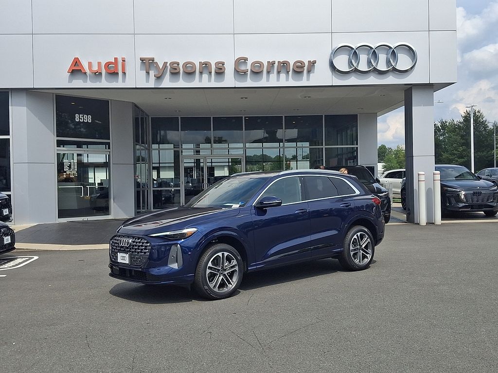Thumbnail: 2026 Audi Q5 - 1