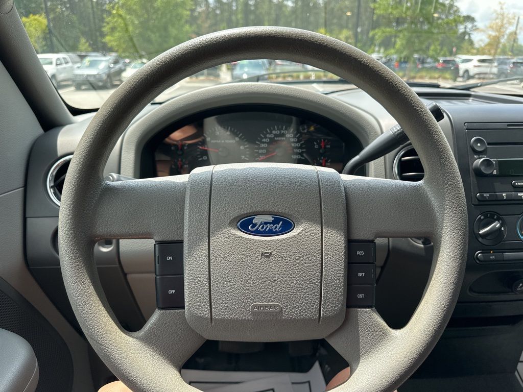 2006 Blue Ford F-150 XLT 4X4 Truck