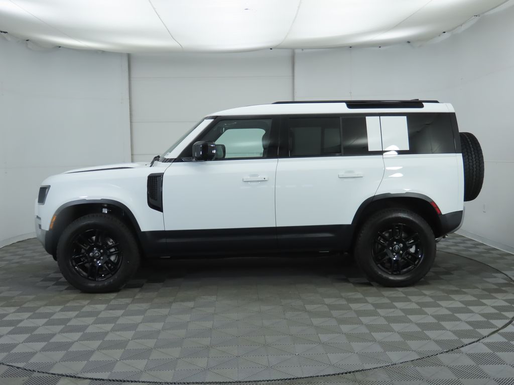 Thumbnail: 2025 Land Rover Defender - 8