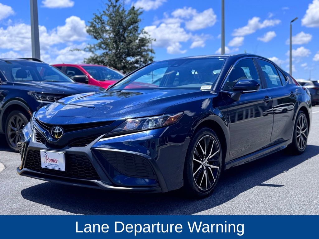2021 Toyota Camry SE