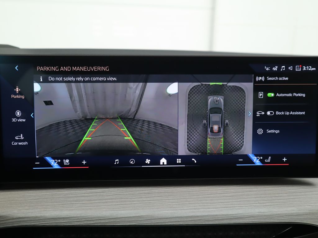 Thumbnail: 2026 BMW 3 Series - 16