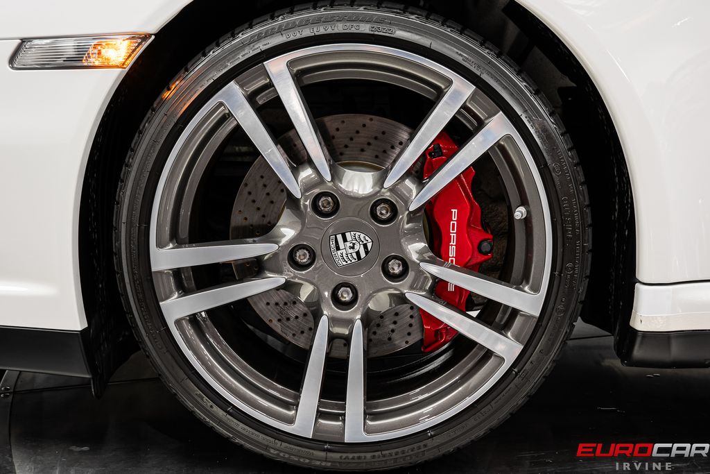 2010 Porsche 911 Turbo - Photo 24