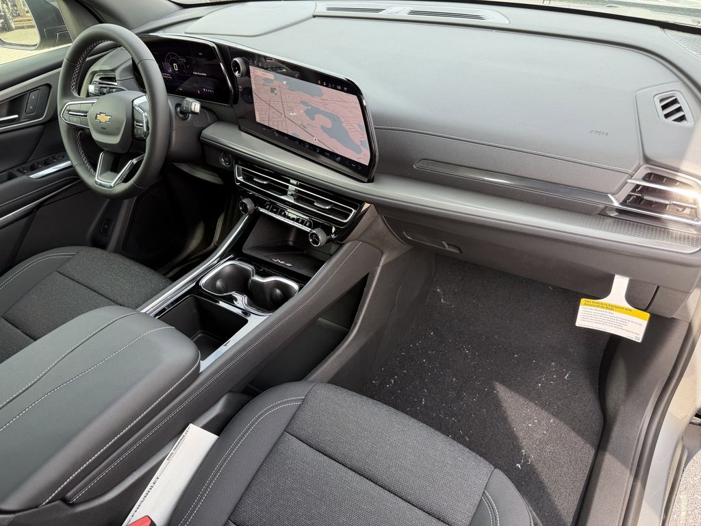 new 2026 Chevrolet Traverse car, priced at $39,395