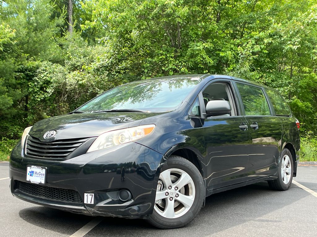 2017 Toyota Sienna L 7-Passenger FWD