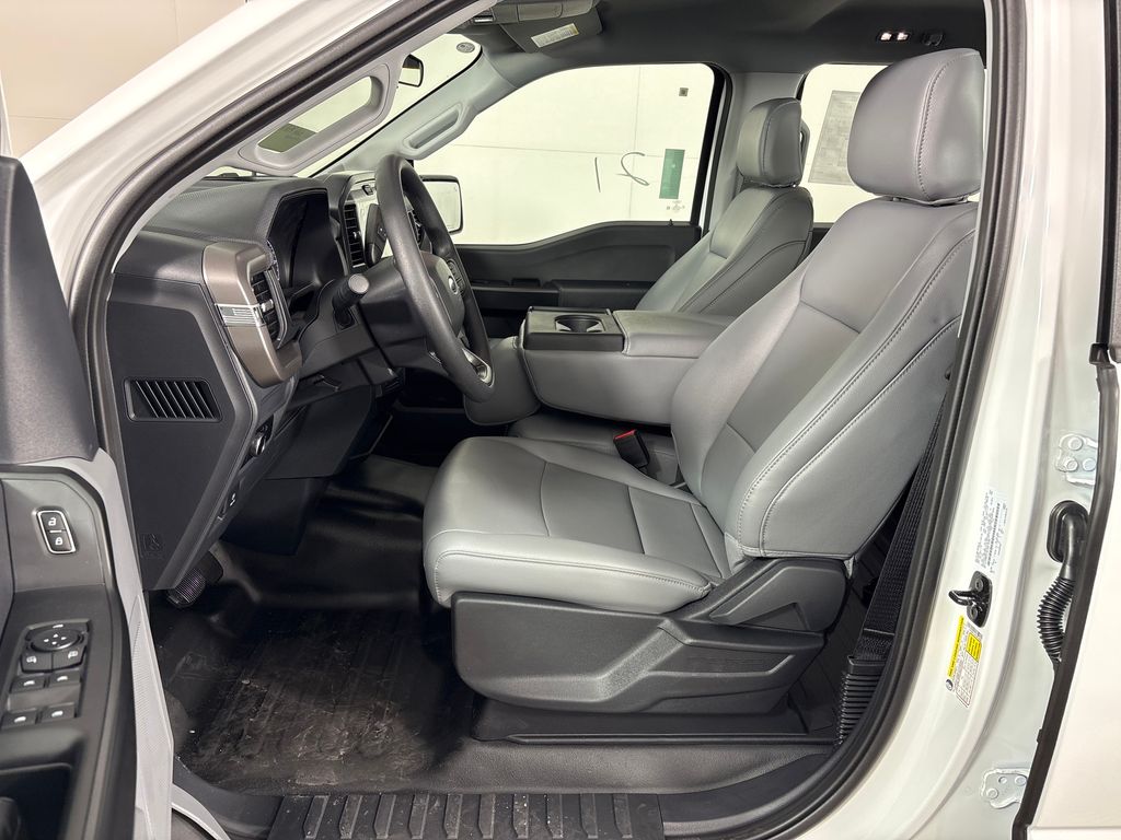 New 2026 White Ford XL image 25