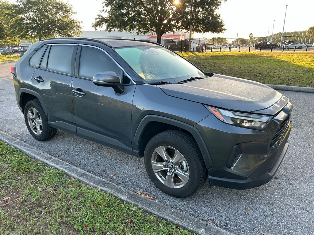 2023 Toyota RAV4 XLE 7