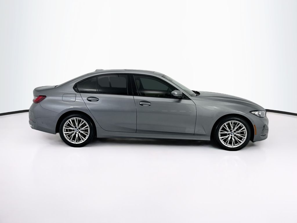 Thumbnail: 2023 BMW 3 Series - 4