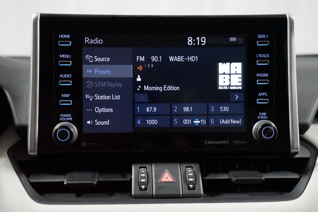 Thumbnail: 2019 Toyota RAV4 - 17