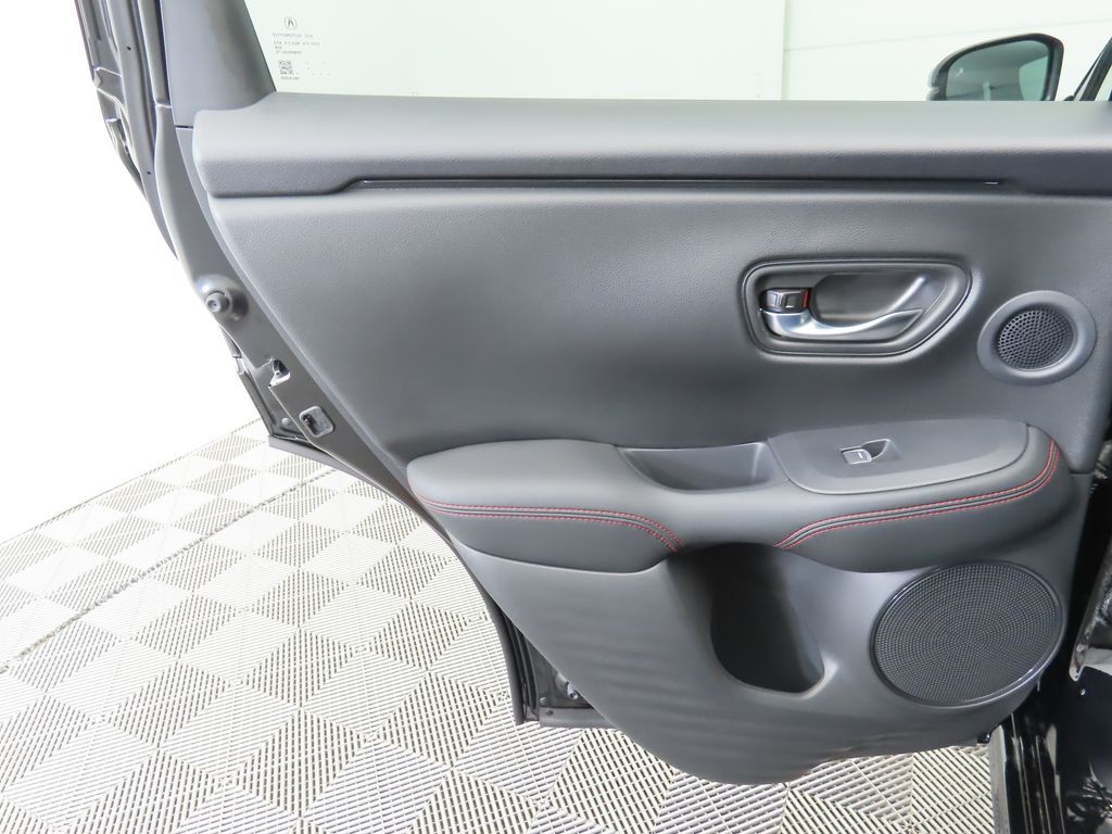 Thumbnail: 2025 Acura ADX - 26