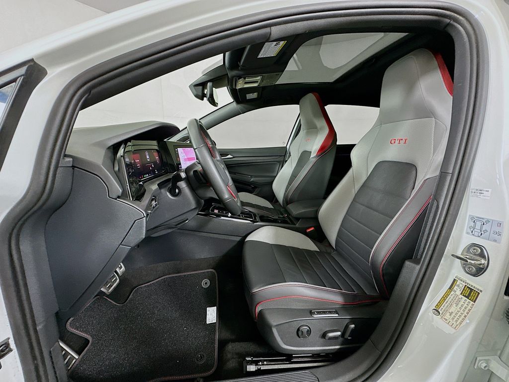 Thumbnail: 2024 Volkswagen Golf - 20