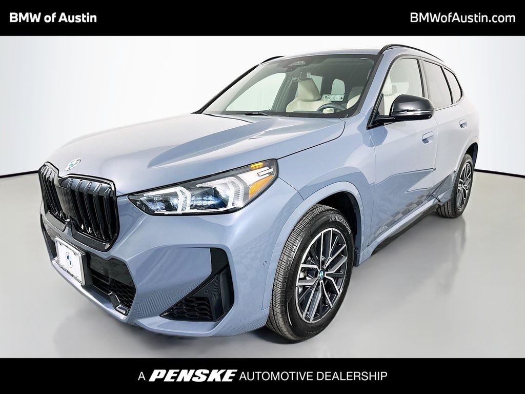 Thumbnail: 2023 BMW X1 - 1