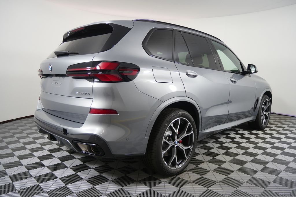 Thumbnail: 2026 BMW X5 - 3