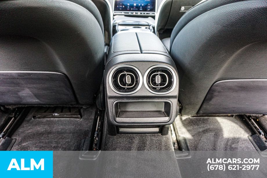 Used 2025 Black Mercedes-Benz C 300 image 31