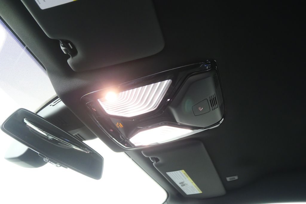 Thumbnail: 2026 BMW M2 - 18