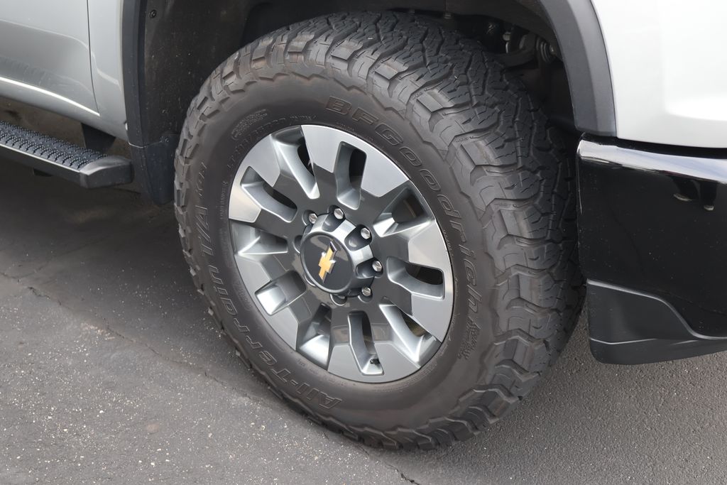 2022 Chevrolet Silverado 2500 Custom 5