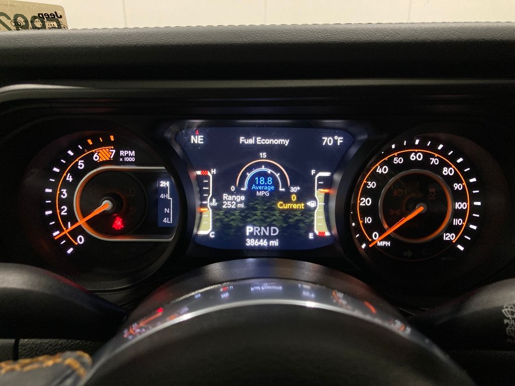 2024 Jeep Wrangler 4-Door Sahara 4x4