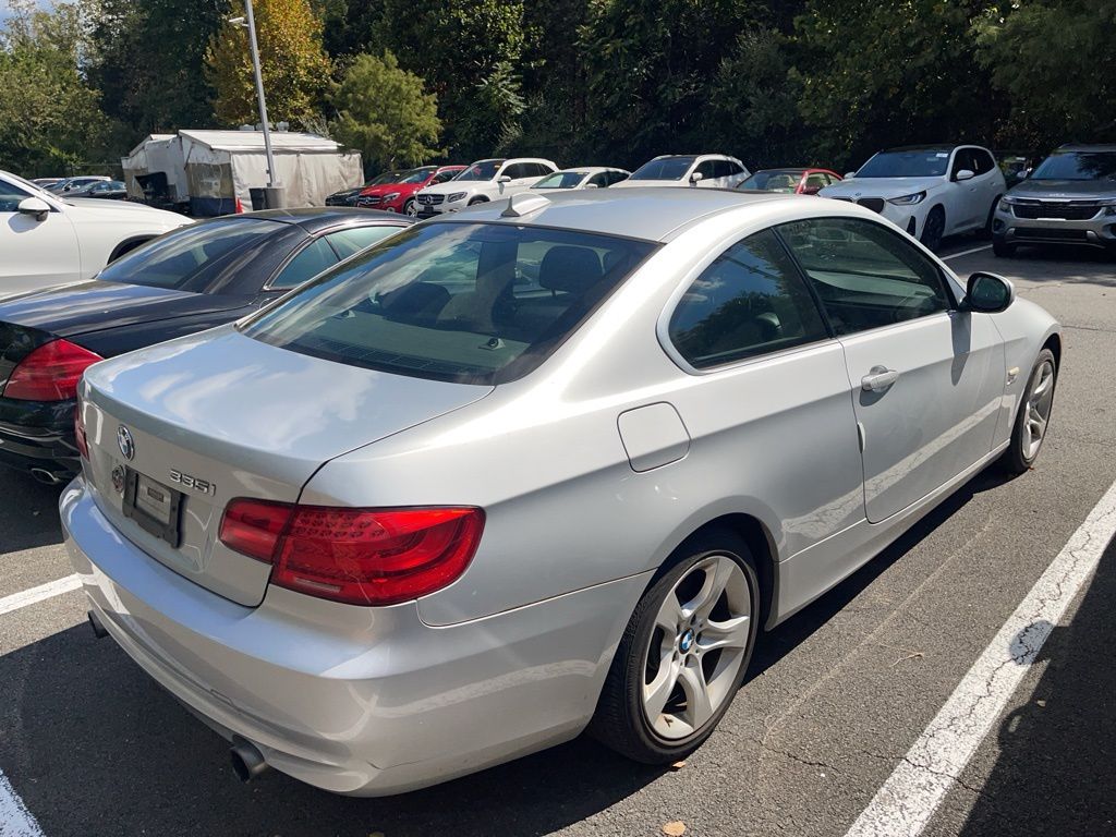 Thumbnail: 2013 BMW 3 Series - 2