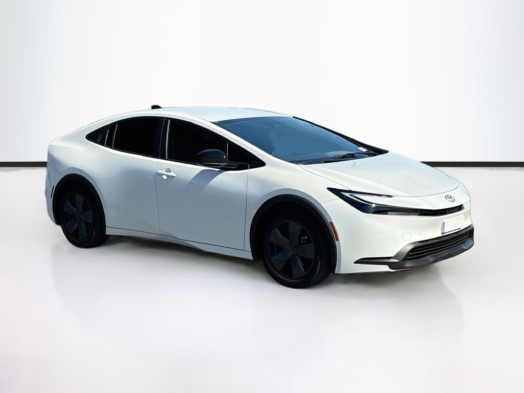 Thumbnail: 2027 Toyota Prius - 3