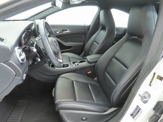 Thumbnail: 2019 Mercedes-Benz CLA - 19