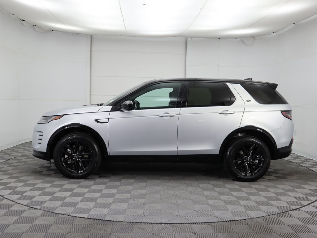 Thumbnail: 2024 Land Rover Discovery Sport - 8