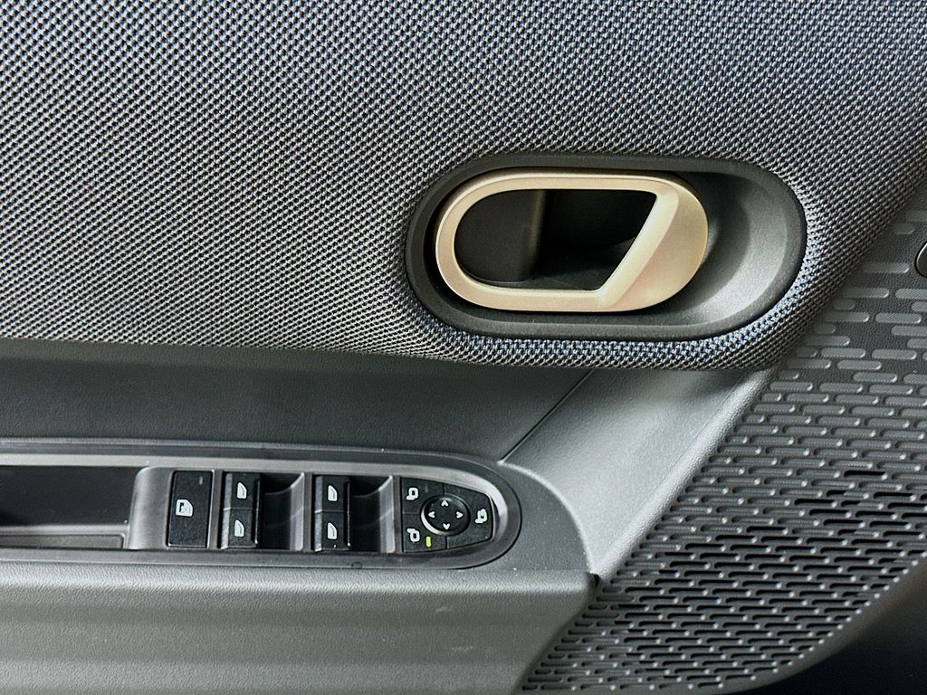 2025 MINI Cooper Hardtop S 19
