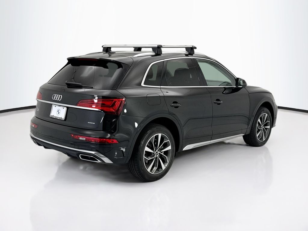 Thumbnail: 2022 Audi Q5 - 5