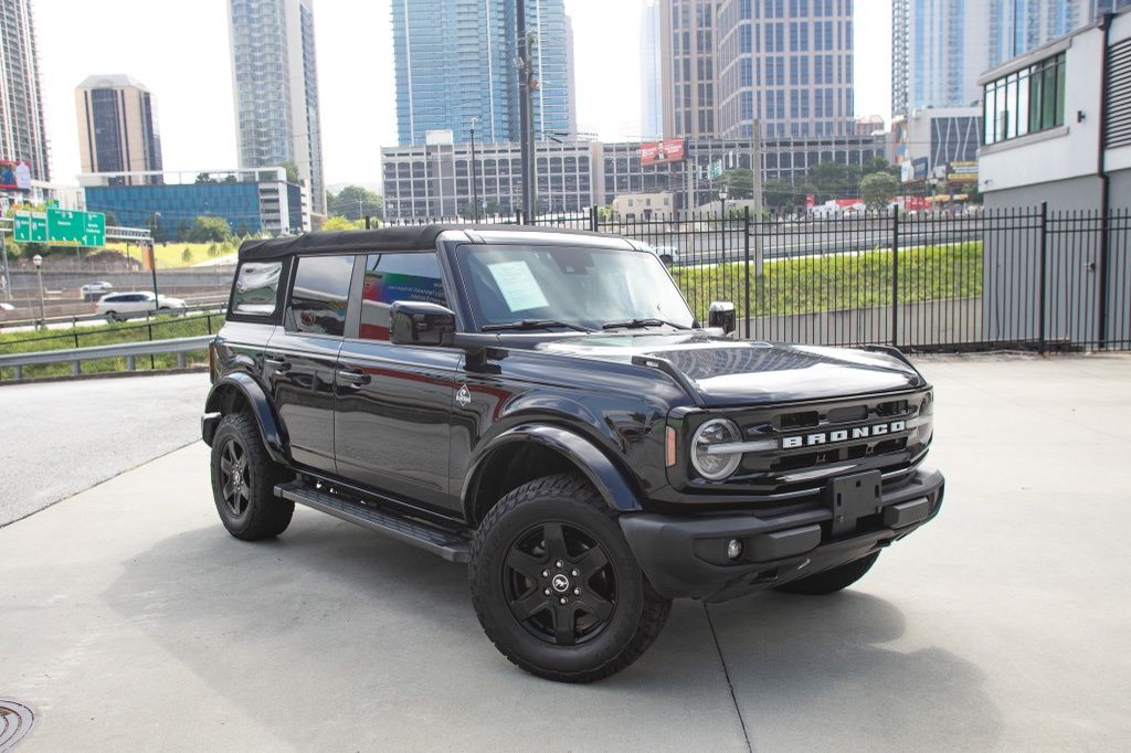 Shadow Black 2022 Ford Bronco SUV / Crossover Four-Wheel Drive Automatic