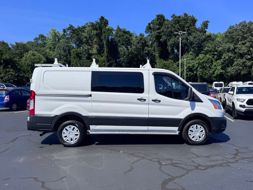 FordTransit-2504